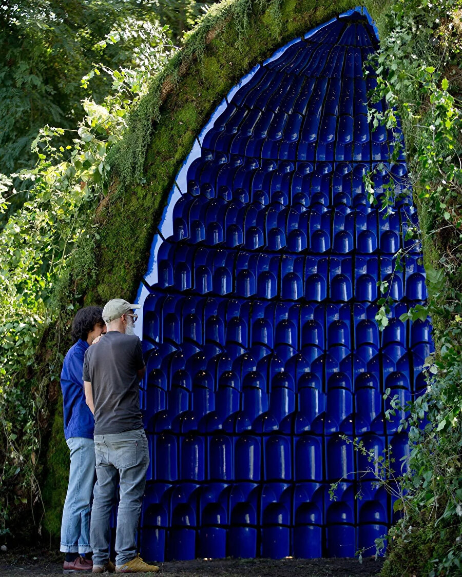 Mukarnas Formlu Pavyon, Mikro Habitat Oluşturarak Doğa ve Tasarımı Buluşturuyor. 