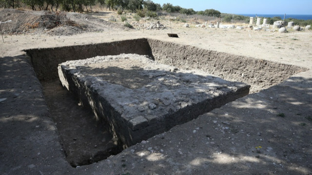 2,000-year-old altar found near Canakkale in northwestern Turkey
