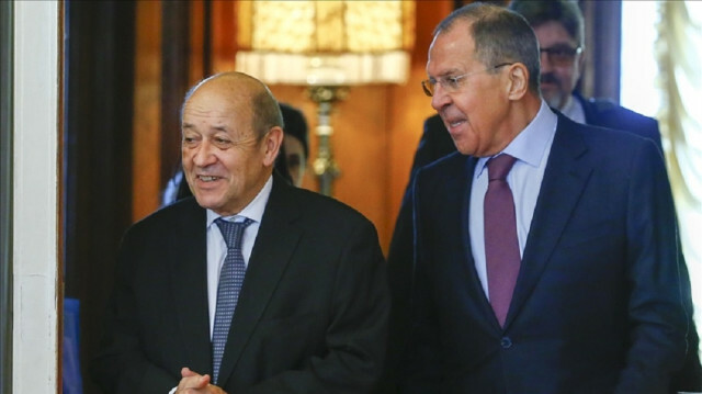 French Foreign Minister Jean-Yves Le Drian and Russian Foreign Minister Sergey Lavrov 