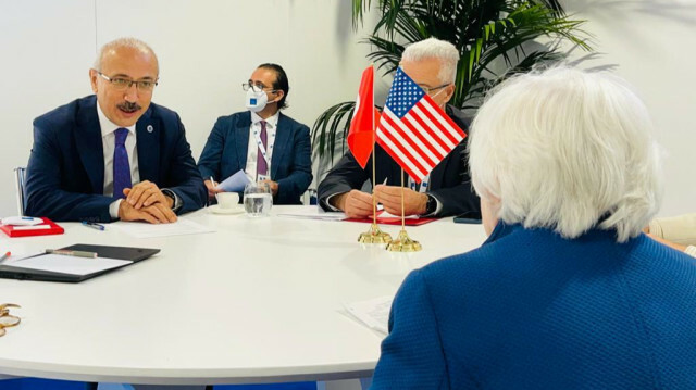 Turkish, US treasury chiefs meet in Venice