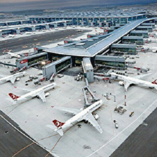 Turkish airports host 18.3M passengers in August