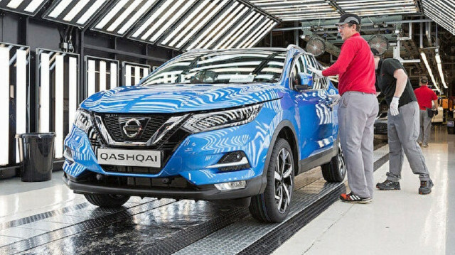 Carmaker Nissan sells Russian assets to Japanese state