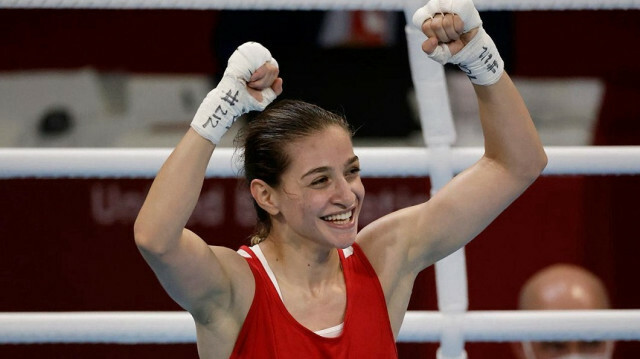 Turkish female boxer Buse Naz Cakiroglu 