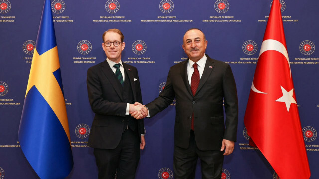 Le ministre turc des Affaires étrangères, Mevlut Cavusoglu, recevait, jeudi, son homologue suédois, Tobias Billström, à Ankara. @ DHA - Şaduman Unutmaz