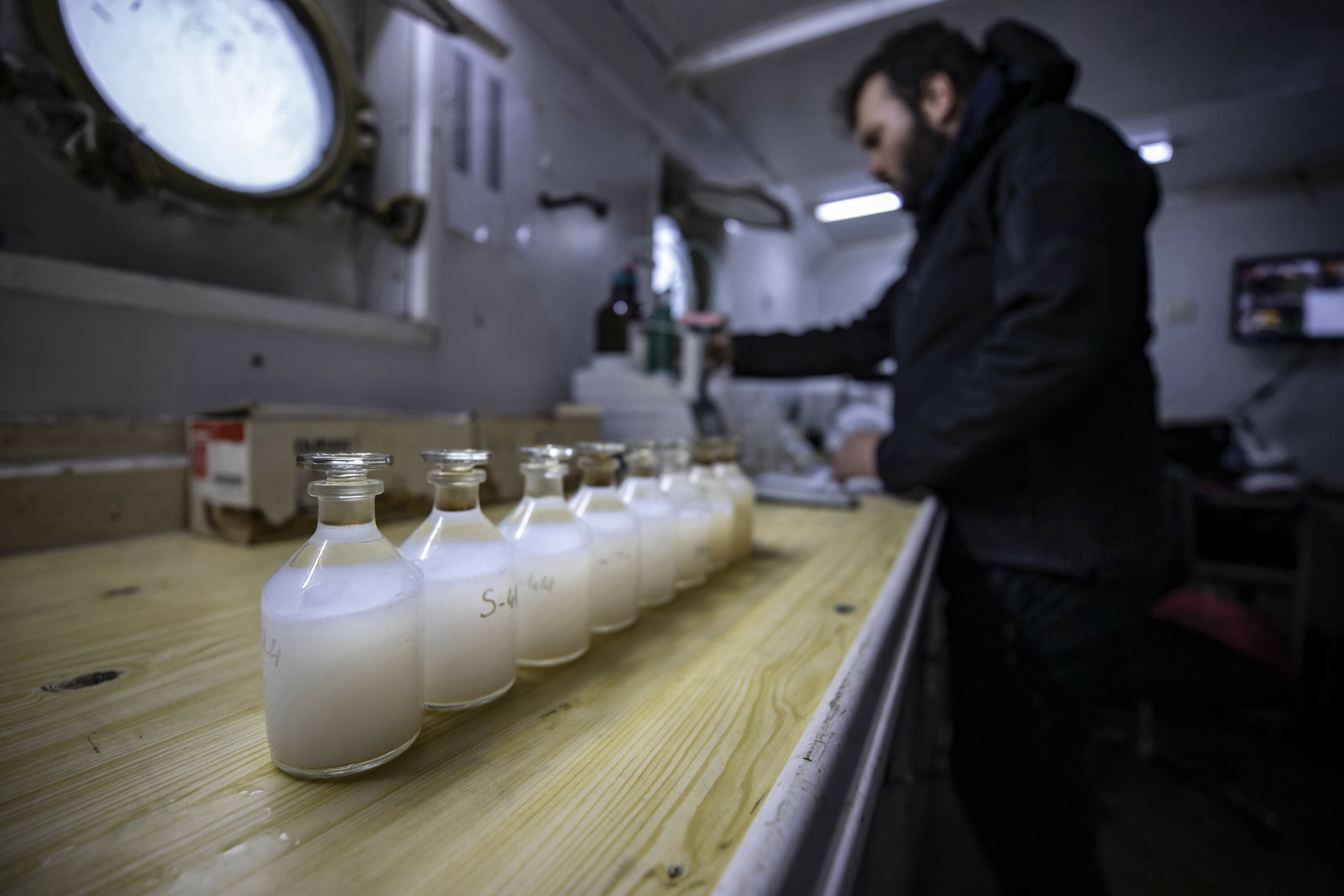 Scientists sound oxygen loss alarms at Turkey's Marmara Sea