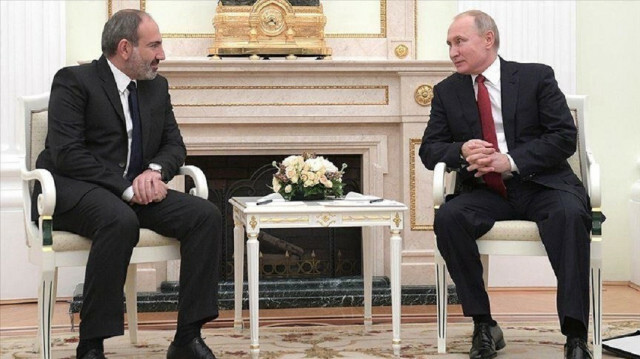 Russian President Vladimir Putin and Armenian Prime Minister Nikol Pashinyan