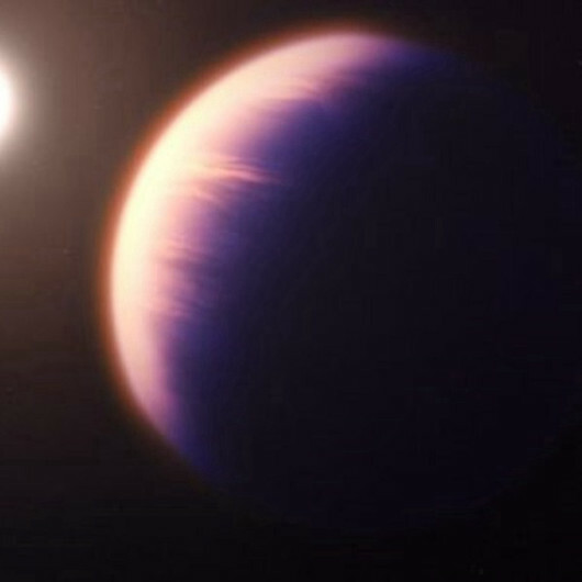 NASA makes landmark discovery of carbon dioxide in atmosphere of extra-Solar planet