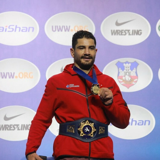 Turkish wrestler Akgul wins gold in world championships