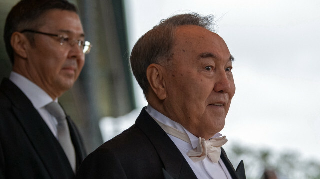 L'ancien président du Kazakhstan, Noursoultan Nazarbaïev, part après la cérémonie d'intronisation de l'empereur du Japon Naruhito au palais impérial de Tokyo. Carl Court /archives. @AFP