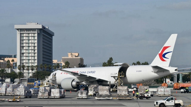 A China  plane seen at Los Angeles International Airport (LAX) on January 11, 2023. Daniel SLIM. @AFP