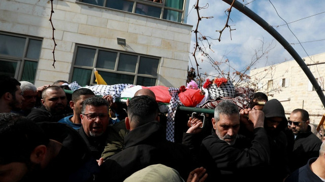 Une cérémonie funéraire a eu lieu pour le Palestinien Ahmad Kahla, âgé de 45 ans, dans la ville de Ramun à Ramallah. Crédit photo:  AA
