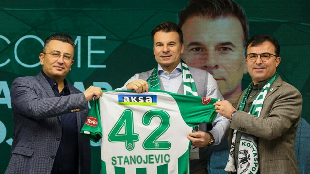 Aleksandar Stanojevic ile imzalar atıldı.