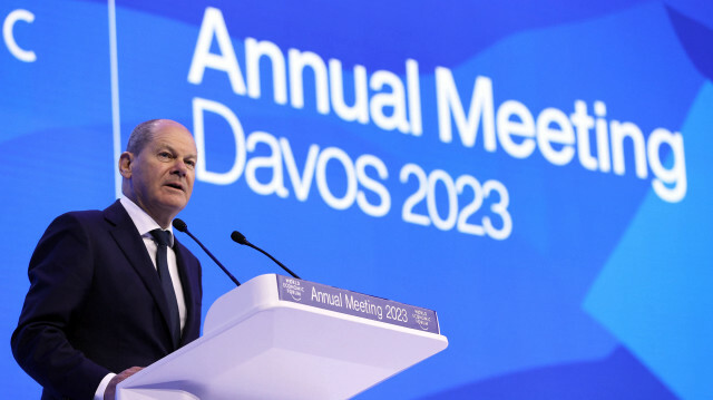Almanya Başbakanı Olaf Scholz Davos'ta.