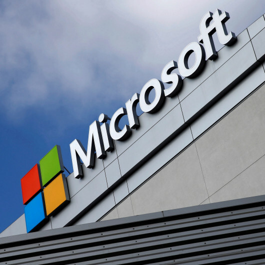 Microsoft 10 bin çalışanını işten atacak