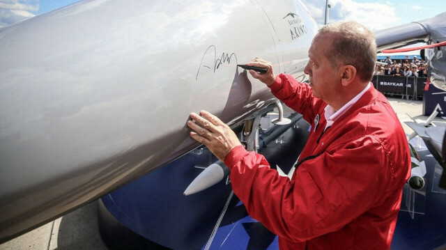 Cumhurbaşkanı Erdoğan'ın 2019'da katıldığı Teknofest'te Bayraktar Akıncı
SİHA'ya imza atmıştı. 