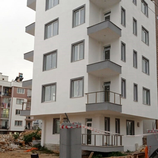 'İki ayda teslim edilecek' denilen evleri onlarca kişiye satmışlar