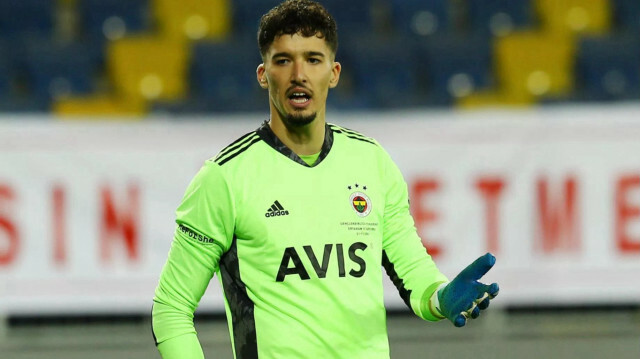 Altay Bayındır, bu sezon çıktığı 29 maçın 12'sinde kalesini gole kapadı.