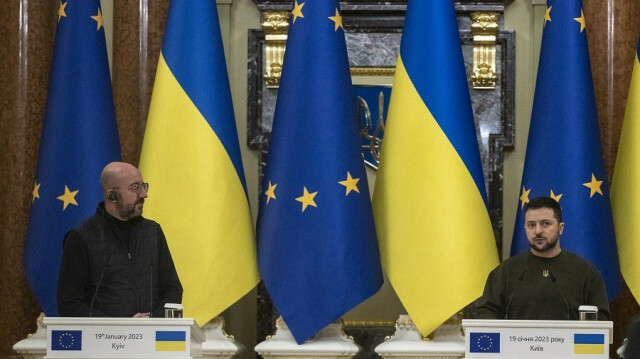 President of the European Council Charles Michel and Ukrainian President Volodymyr Zelenskyy 