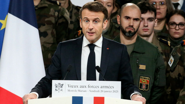 Le président français, Emmanuel Macron, lors de son discours à la base aérienne de Mont-de-Marsan, dans le sud-ouest de la France, le 20 janvier 2023. Crédit photo : BOB EDME / POOL / AFP