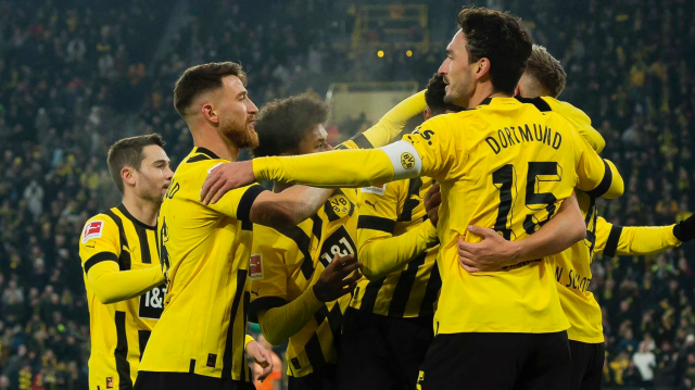 Borussia Dortmund, 2 maçlık mağlubiyetin ardından kazanarak nefes aldı.