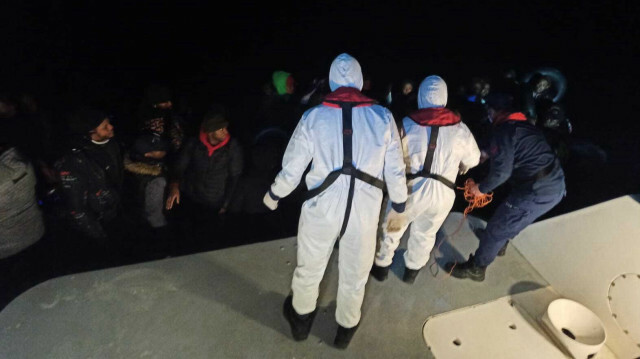 Yunanistan'ın ölüme ittiği 114 düzensiz göçmen daha kurtarıldı.