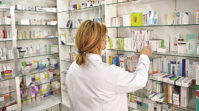 Sağlık Bakanı Fahrettin Koca, eczaneden alınan hiçbir ilacın sahte olma durumunun söz konusu olmadığını söyledi.