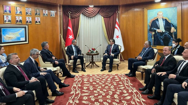 Milli Eğitim Bakanı Mahmut Özer ile KKTC Başbakanı Ünal Üstel