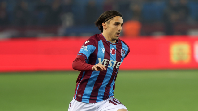 Bu sezon Trabzonspor formasıyla 27 maçta 1 gol 1 asistle oynayan Abdülkadir, tek golünü yine Hatayspor'a karşı kaydetmişti.