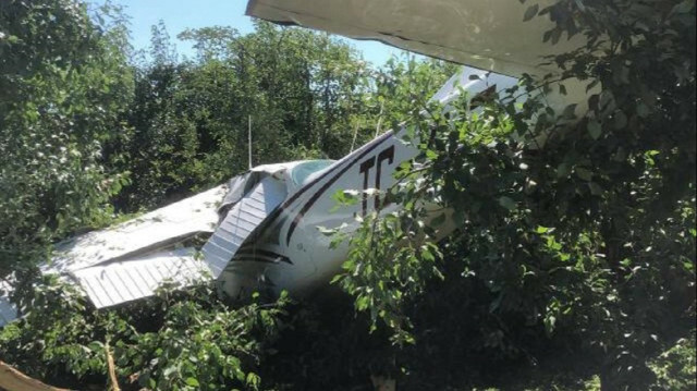 Filipinler'in kuzeybatısında askeri eğitim uçağı düştü.