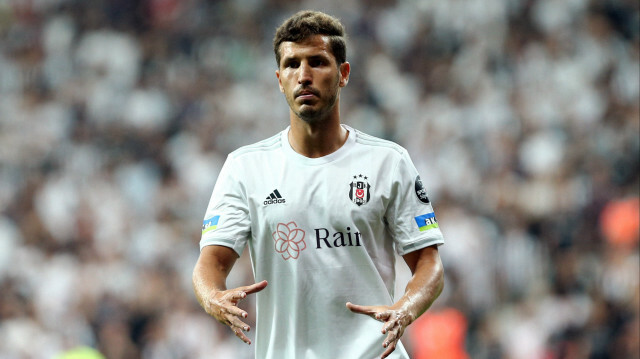 Salih, bu sezon Süper Lig'de çıktığı 16 maçta 2 gol 3 asistlik performans sergiledi.