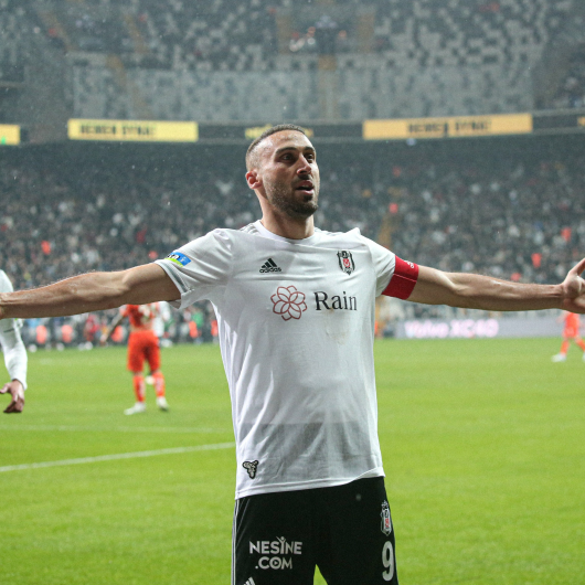 Cenk Tosun zirveye yerleşti
