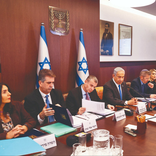 Daha çok kan istiyor: Netanyahu, Filistin topraklarını işgal eden yerleşimcilere silah dağıtacak