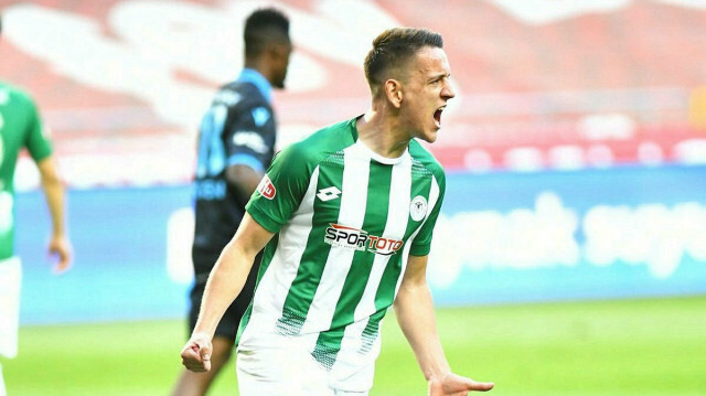 25 yaşındaki Bosnalı orta saha, bu sezon Konyaspor ile çıktığı 23 resmi maçta 6 gol 4 asistlik performans sergiledi.