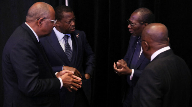 Le Premier Ministre de Côte d'Ivoire Patrick Achi, Président du Togo Faure Gnassingbé, Président du Bénin Patrice Talon, et Président du Ghana Nana Akufo-Addo, parle lors de la cérémonie d'ouverture du sommet de l'Initiative d'Accra sur la lutte contre l'Afrique de l'Ouest- coopération contre le terrorisme réunissant les chefs d'État et de gouvernement à Accra, au Ghana, le 22 novembre 2022.
@Nipah Dennis / AFP 