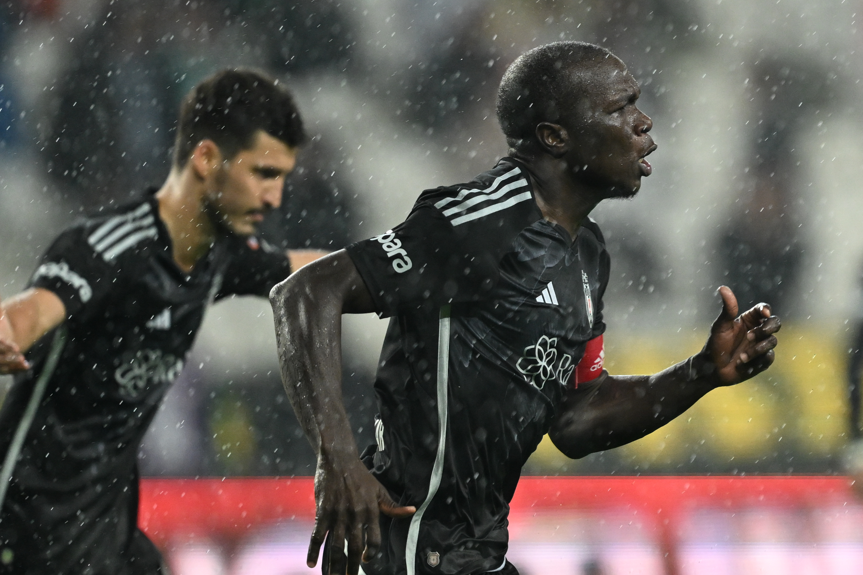 Besiktas vs Istanbulspor AS, SÜPER LIG HIGHLIGHTS