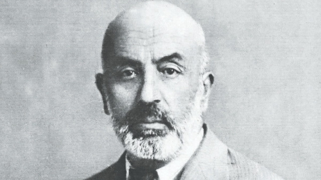 Mehmet Akif Ersoy.