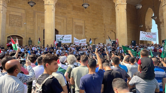 Des manifestants qui protestent contre les bombardements d'Israël contre Gaza au Liban. Crédit photo: AA