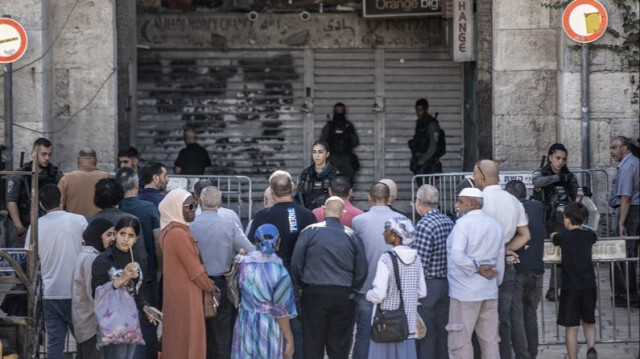 Les forces israéliennes prennent des mesures de sécurité strictes avant les prières du vendredi à la mosquée Al-Aqsa dans la vieille ville de Jérusalem-Est, le 13 octobre 2023. Crédit photo: AA