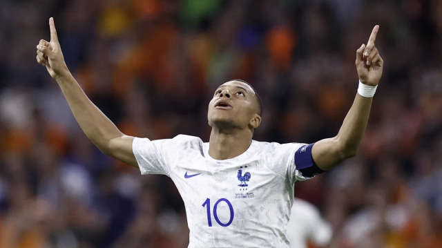 Hollanda 1-2 Fransa Maç Özeti