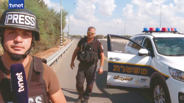 Tvnet muhabiri Yunus Şahbenderoğlu ve kameraman Harun Çiçek işgalci İsrail polisinin saldırısına uğradı.