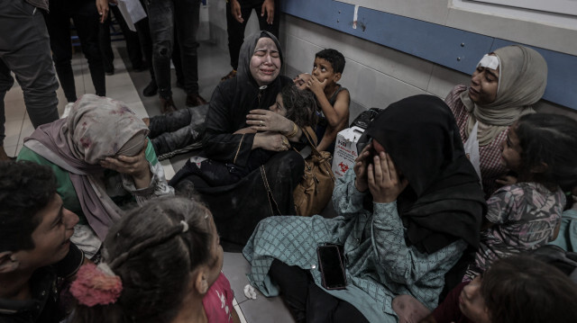 Gazze'deki Sağlık Bakanlığı Sözcüsü: İsrail'in Gazze'deki El-Ehli Baptist Hastanesi'ni bombalaması sonucu ölü sayısı 500'e yükseldi. Saldırı sonucu çok sayıda yarılı, Gazze kentindeki Şifa hastanesine kaldırıldı.


