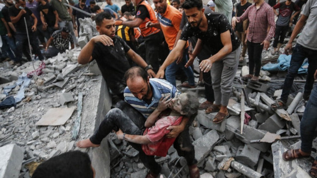 Un jour après le bombardement d'un hôpital à Gaza, Israël a un nouvelle fois frappé la ville de Deir Al-Balah, dans le centre de la bande de Gaza, le 18 octobre 2023. Crédit photo: Mohammed Faiq / AFP