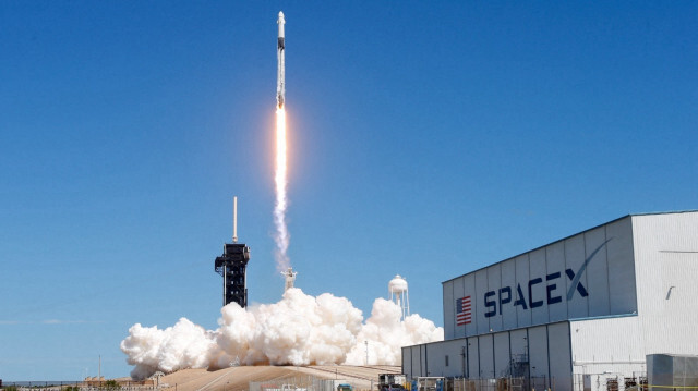 İsrail ile SpaceX arasında uydu interneti için görüşmeler yapılıyor.
