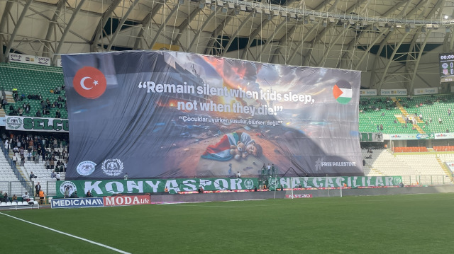 TÜMOSAN Konyaspor taraftarlarının açtığı pankart.