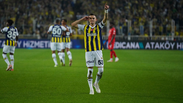 Sebastian Szymanski - Fenerbahçe