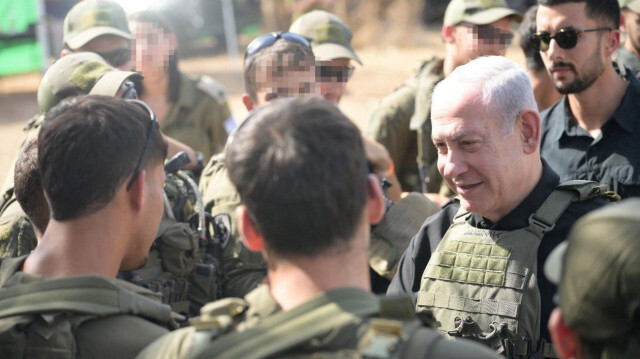 Le Premier ministre israélien, Benyamin Netanyahou, visitant les troupes israéliennes à la frontière libano-israélienne, le 22 octobre 2023. Crédit photo: AA