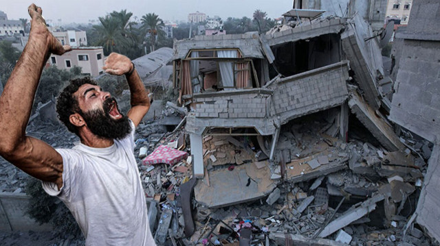 Gazze Sağlık Bakanlığı Yetkilisi Anwer Attallah: "Enkaz altında 1500 kişi var"