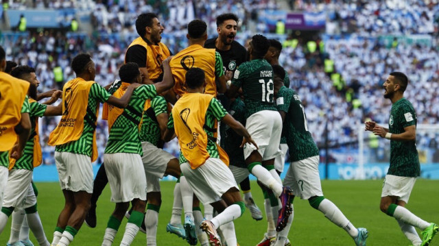 Les joueurs saoudiens célèbrent le but de Salem Al-Dawsari lors du match de Coupe du Monde 2022 face à l'Argentine, le 22 novembre 2022. Crédit Photo: KHALED DESOUKI / AFP.