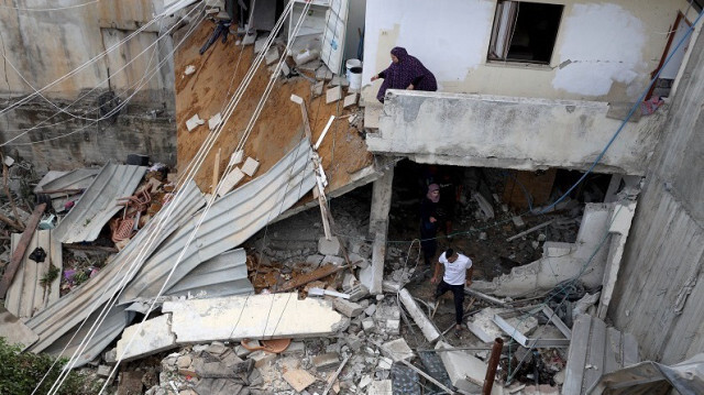 Les forces israéliennes ont démoli une maison en plaçant des explosifs pendant un raid. Crédit photo: AA / ARCHIVE