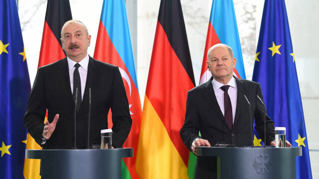 Azerbaycan Cumhurbaşkanı İlham Aliyev - Almanya Başbakanı Olaf Scholz.